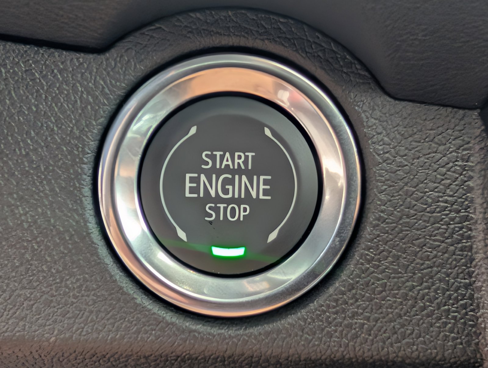 New 2027 Chevrolet Traverse RS w/ LPO, Assistance Package FWD image 25