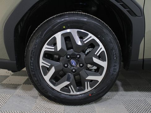 New 2026 Subaru Forester Premium image 32