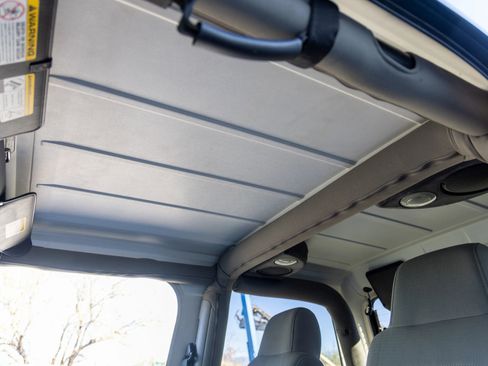 Used 2003 Jeep Wrangler Sahara image 30