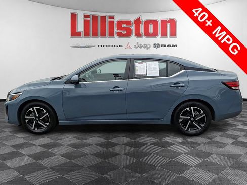 Used 2024 Nissan Sentra SV FWD image 7