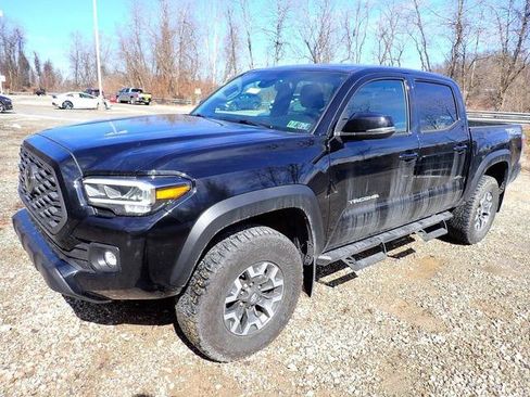 Certified 2023 Toyota Tacoma TRD Off-Road w/ Technology Package image 7