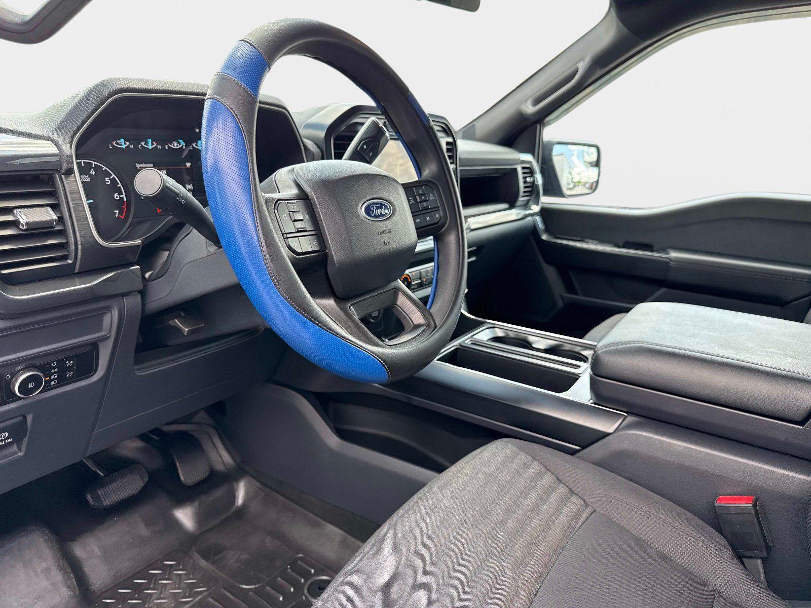 Used 2023 Ford F150 XL w/ STX Appearance Package RWD image 31