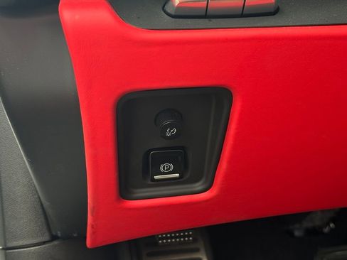 Used 2023 Chevrolet Corvette Stingray Premium Conv w/ Z51 Performance Package image 70