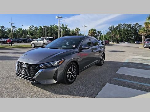 Used 2025 Nissan Sentra SV w/ Trunk Package FWD image 21