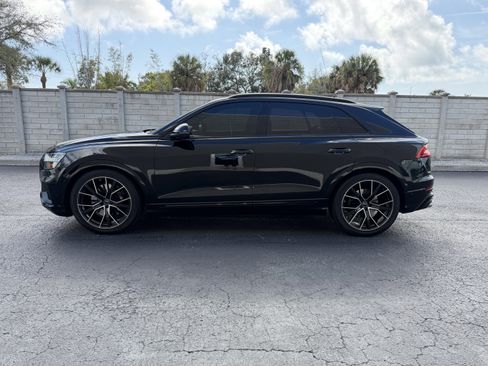 Used 2023 Audi SQ8 Prestige image 2