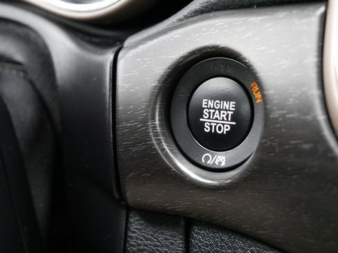 Used 2016 Jeep Grand Cherokee Laredo w/ Quick Order Package 23E image 27