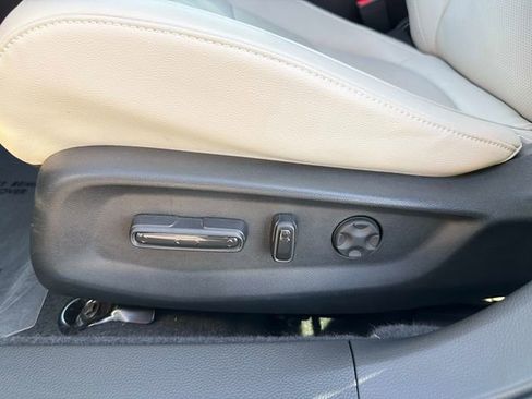 Used 2022 Honda Accord Touring image 19
