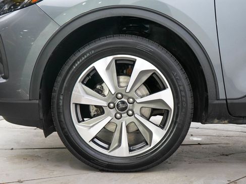 Used 2024 Ford Escape Platinum AWD/4WD image 29