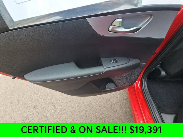 Used 2024 Kia Forte LXS w/ LXS Technology Package FWD image 31