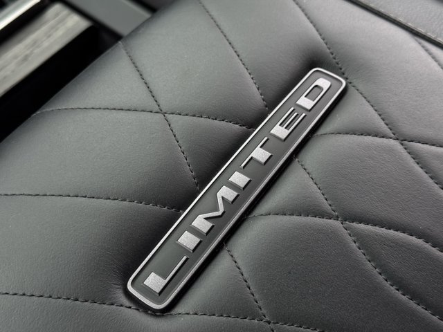Used 2025 RAM 1500 Limited AWD/4WD image 23