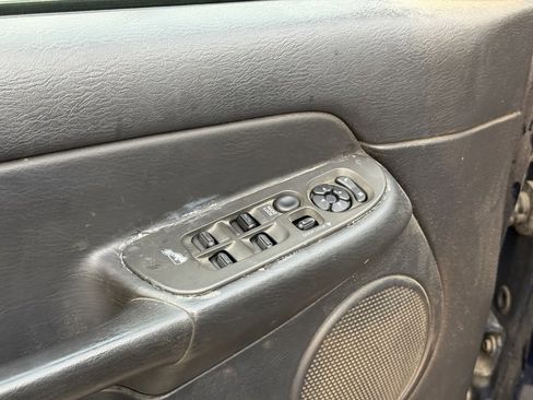 Used 2003 Dodge Ram 3500 Truck ST image 12