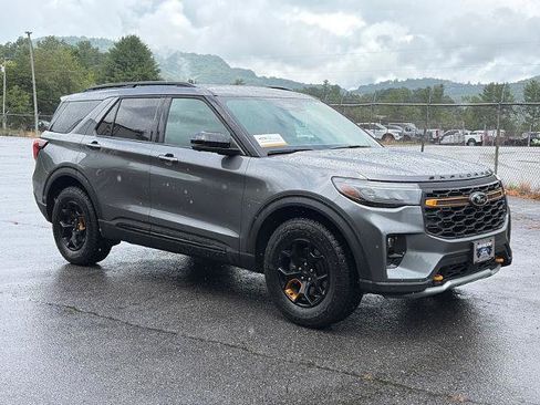 Certified 2026 Ford Explorer Tremor w/ Tremor Convenience Package AWD/4WD image 1