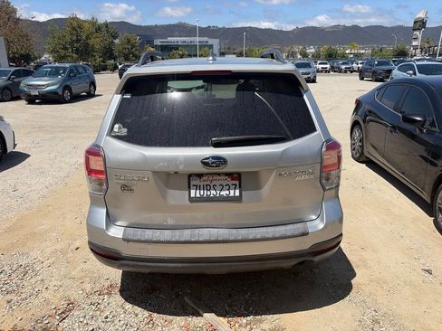 Used 2017 Subaru Forester 2.5i Premium AWD/4WD image 8
