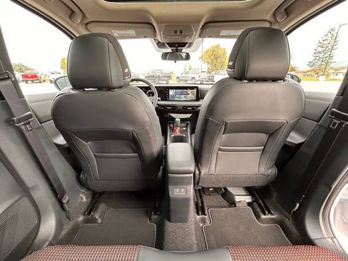 New 2025 Nissan Kicks SR w/ SR Premium Package image 30