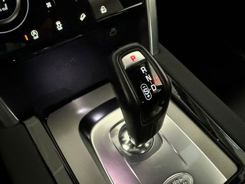 Used 2023 Land Rover Discovery Sport S R-Dynamic image 17