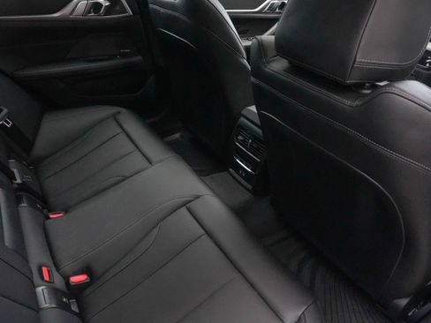 Certified 2025 BMW i4 eDrive40 w/ Premium Package RWD image 37
