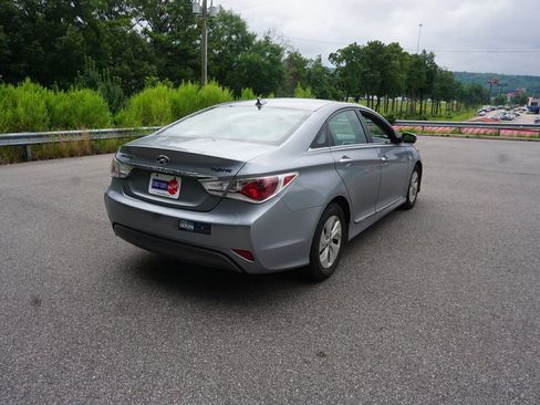 Used 2014 Hyundai Sonata Hybrid FWD image 19