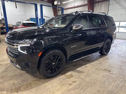 Used 2021 Chevrolet Tahoe Premier w/ Premium Package image 1