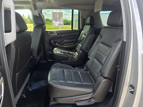 Used 2018 GMC Yukon XL Denali w/ Denali Ultimate Package AWD/4WD image 27