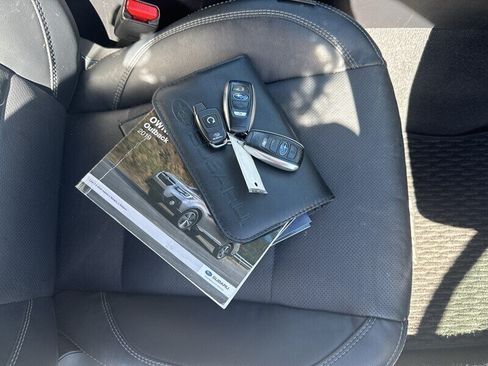 Used 2019 Subaru Outback 2.5i Limited AWD/4WD image 40