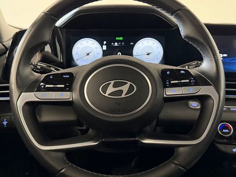 Certified 2024 Hyundai Elantra SEL w/ Convenience Package FWD image 16