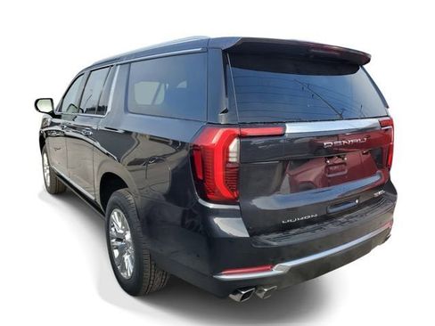 New 2026 GMC Yukon XL Denali w/ Sun & Power Step Package image 4