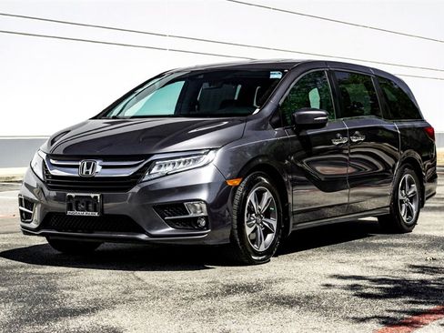 Used 2018 Honda Odyssey Touring image 9