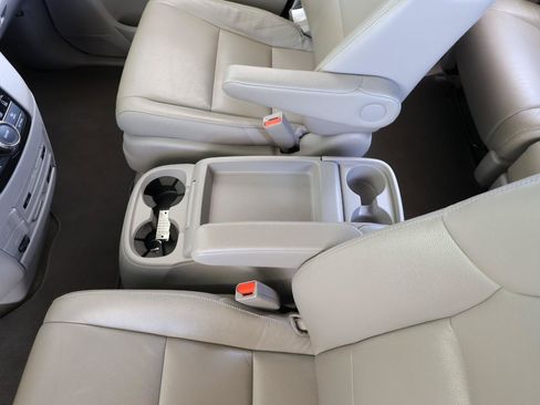 Used 2016 Honda Odyssey EX-L image 42