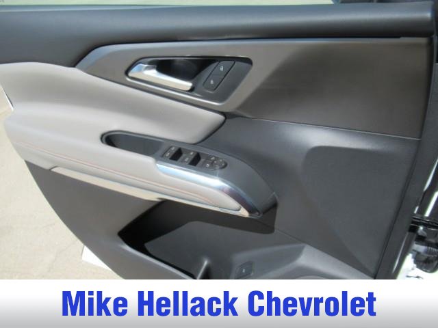 Used 2026 Chevrolet Traverse LT w/ Driver Confidence Package FWD image 15