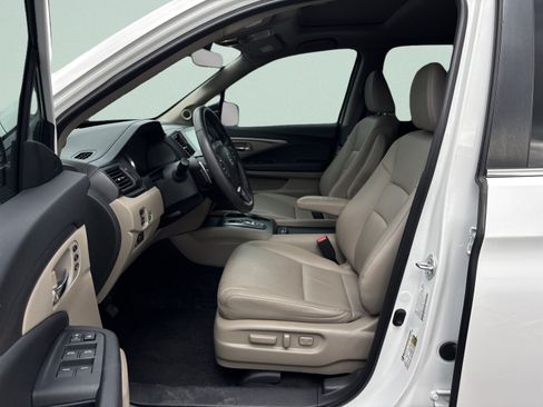 Used 2023 Honda Ridgeline RTL image 8