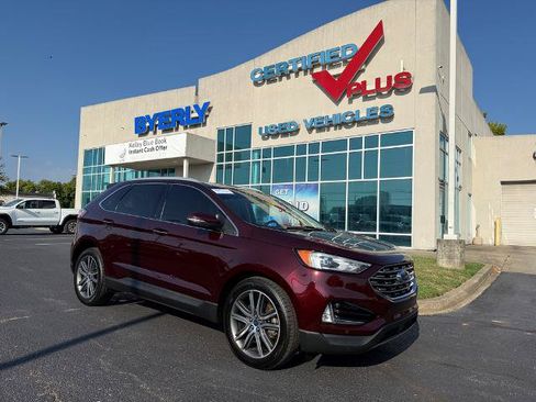 Certified 2020 Ford Edge Titanium AWD/4WD image 2