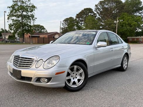Used 2008 Mercedes-Benz E 320 BlueTEC Sedan image 3