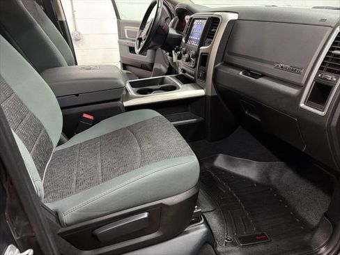 Used 2019 RAM 1500 Big Horn image 24