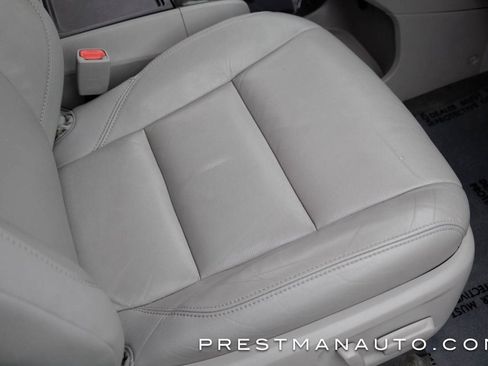 Used 2019 Toyota Sienna XLE w/ XLE Navigation Package image 34