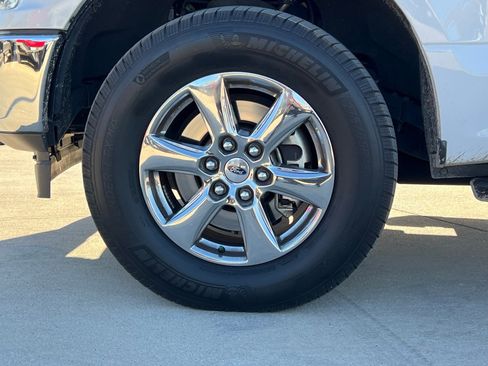 Used 2019 Ford F150 XLT w/ Equipment Group 302A Luxury image 8