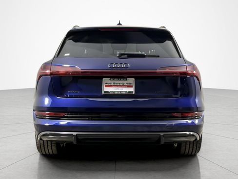 Used 2022 Audi e-tron Chronos AWD/4WD image 4