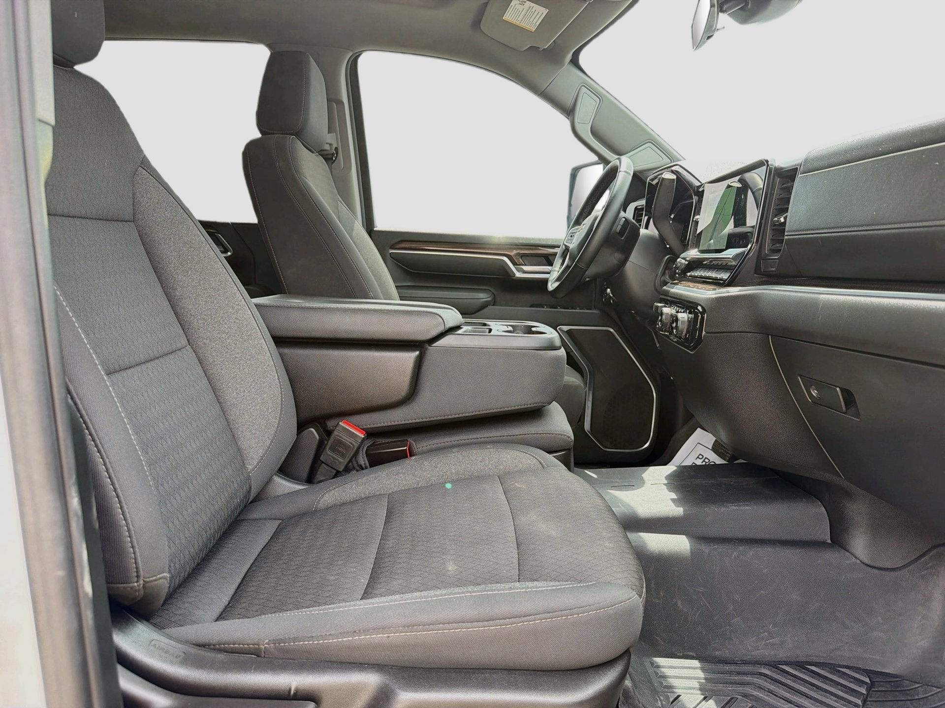 Used 2025 Chevrolet Silverado 2500 LT AWD/4WD image 31