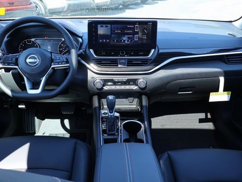 New 2025 Nissan Altima 2.5 SR image 6