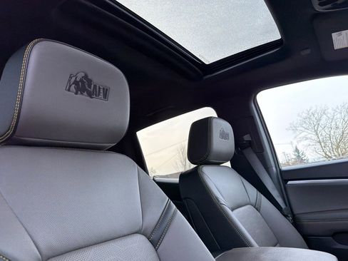 New 2026 Chevrolet Colorado ZR2 w/ ZR2 Bison Edition image 13