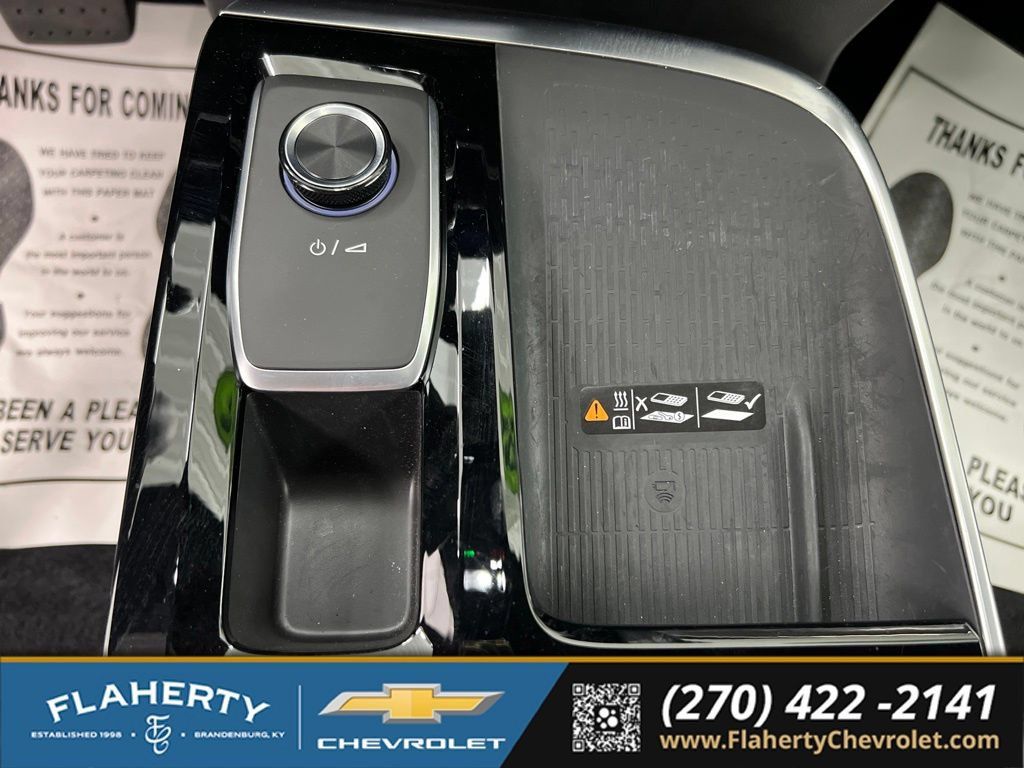 Used 2026 Buick Enclave Preferred w/ Power Package FWD image 31