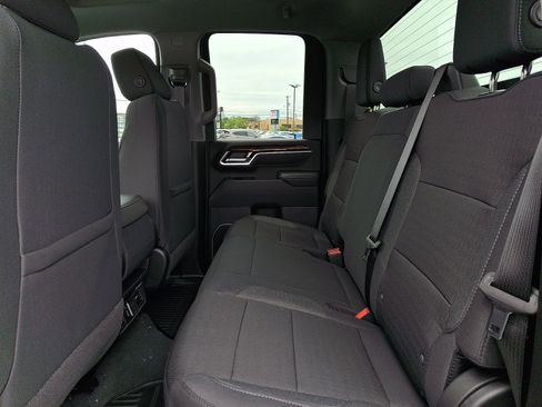 New 2026 GMC Sierra 2500 SLE w/ SLE Value Package; AWD/4WD image 5