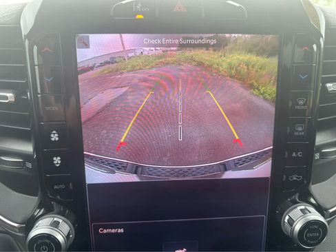 Used 2025 RAM 1500 Laramie image 23