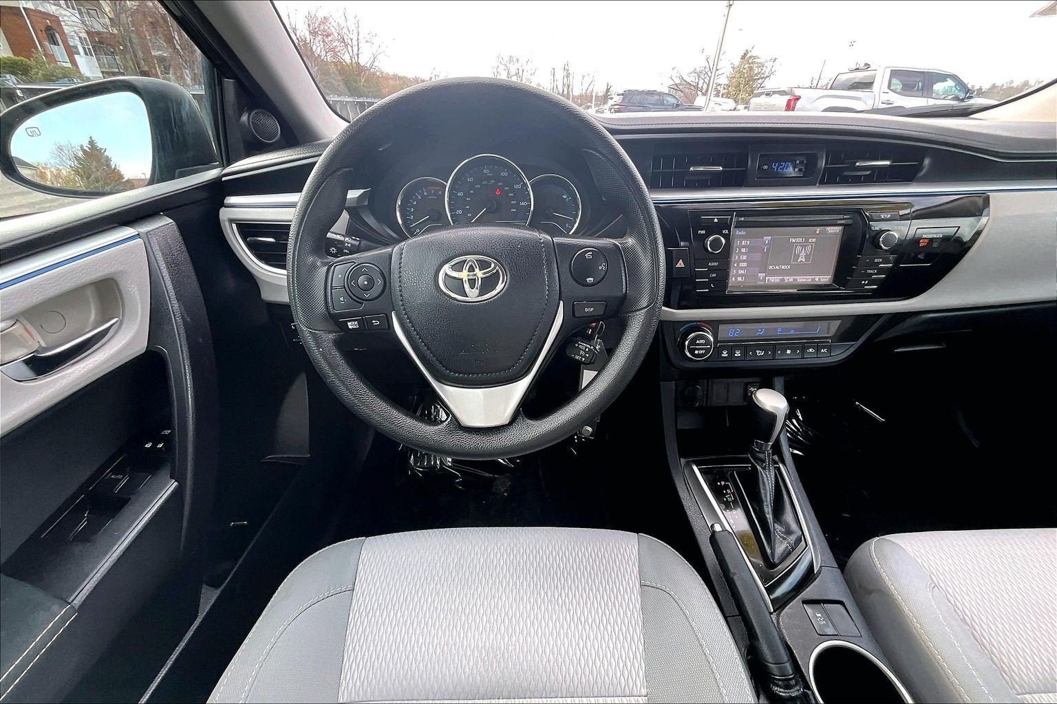 Used 2015 Toyota Corolla LE w/ Body Protection Package #1 FWD image 5