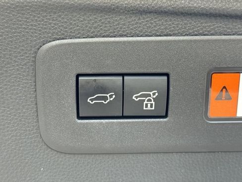 Certified 2024 Toyota Land Cruiser image 31