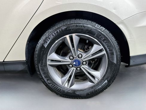 Used 2017 Ford Focus SE FWD image 29
