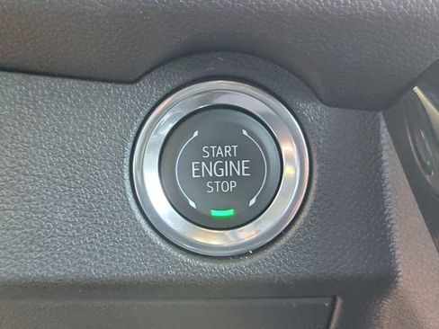 Certified 2026 Chevrolet Traverse LT w/ Driver Confidence Package FWD image 29