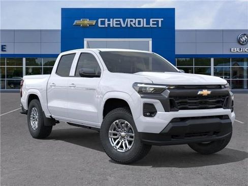 New 2026 Chevrolet Colorado LT w/ LT Convenience Package AWD/4WD image 7