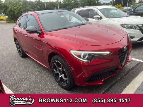 Used 2023 Alfa Romeo Stelvio Veloce AWD/4WD image 1
