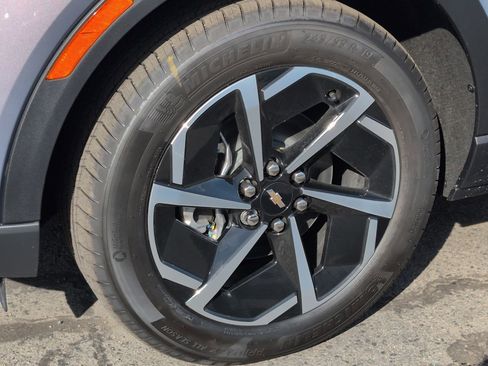 New 2026 Chevrolet Equinox EV LT image 33