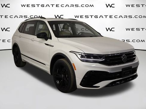 Used 2023 Volkswagen Tiguan SE R-Line AWD/4WD image 43